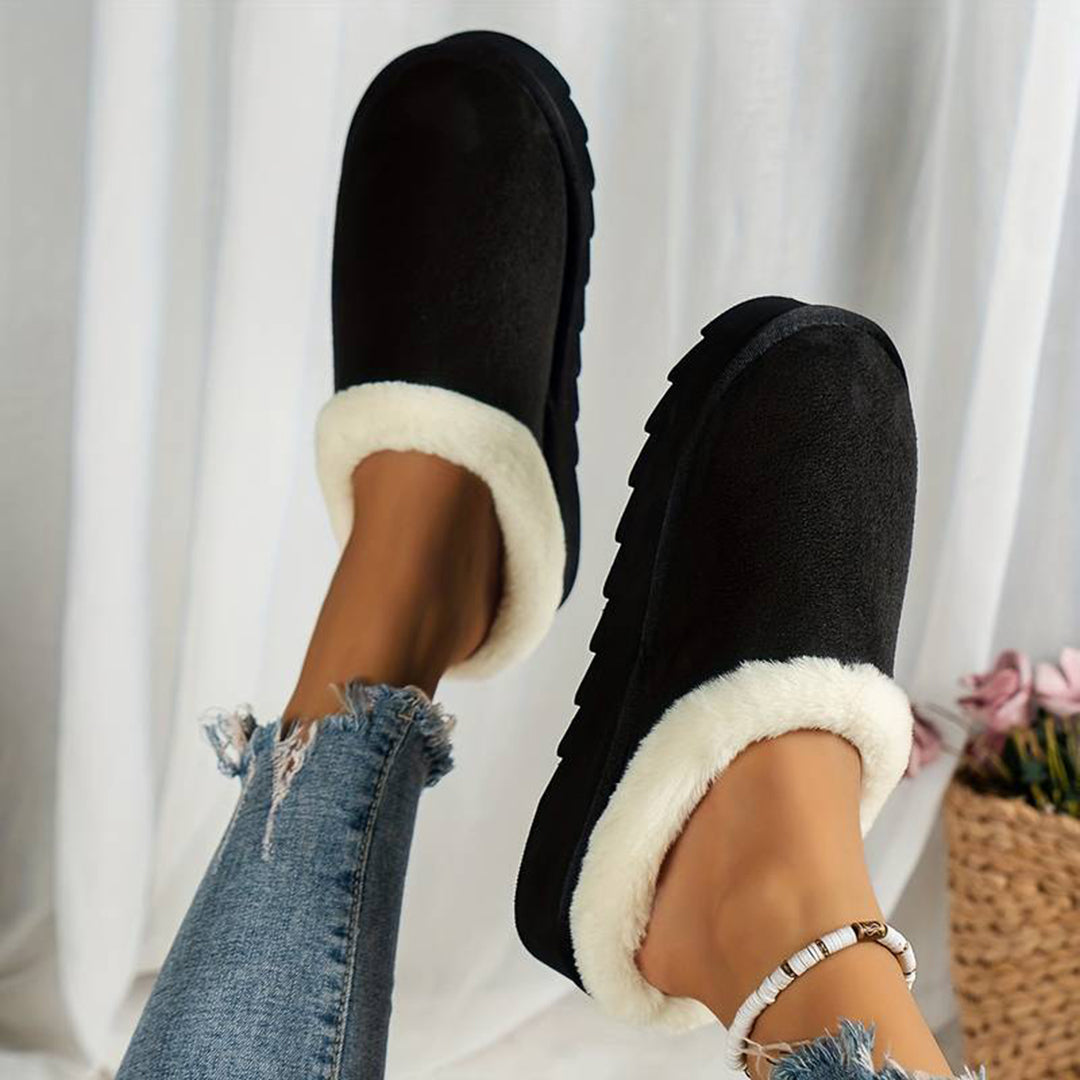 Cozy Couture – Warm &amp; Comfortable Women’s Slippers